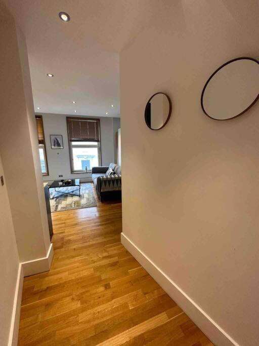 Grand Living Near Piccadilly Cov11 Apartment London Bagian luar foto