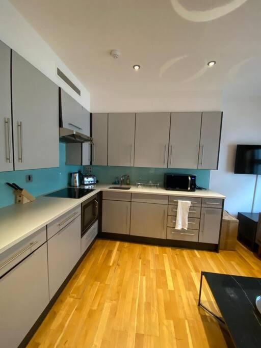 Grand Living Near Piccadilly Cov11 Apartment London Bagian luar foto